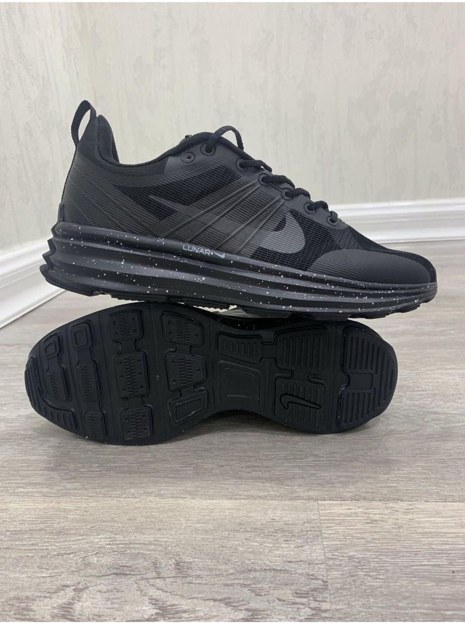 Nike lunar