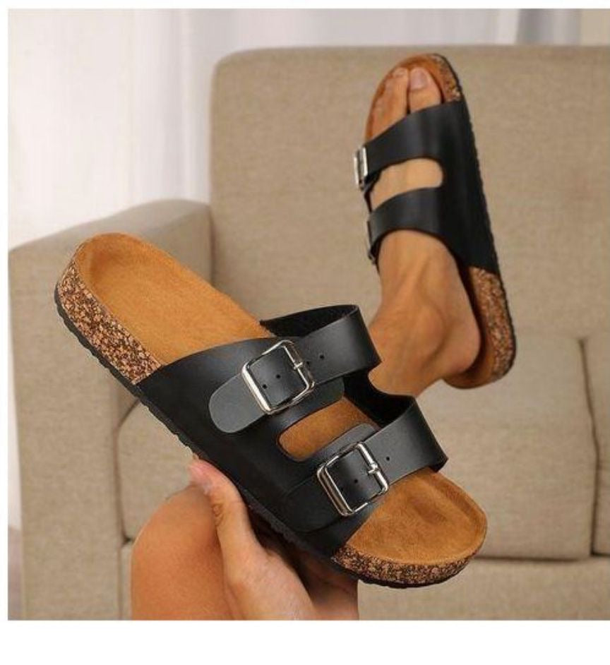 Sandale à double bride avec boucles