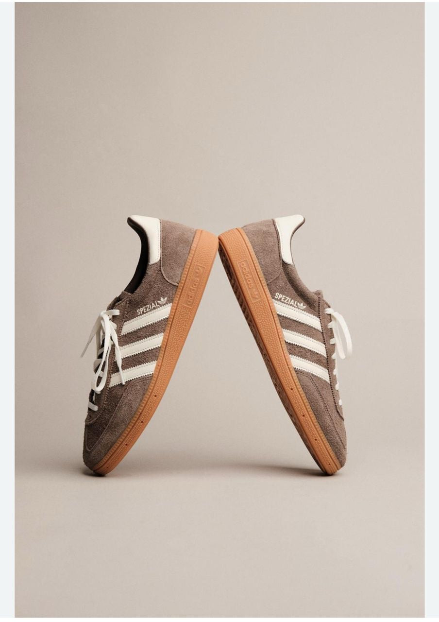 Adidas Spécial