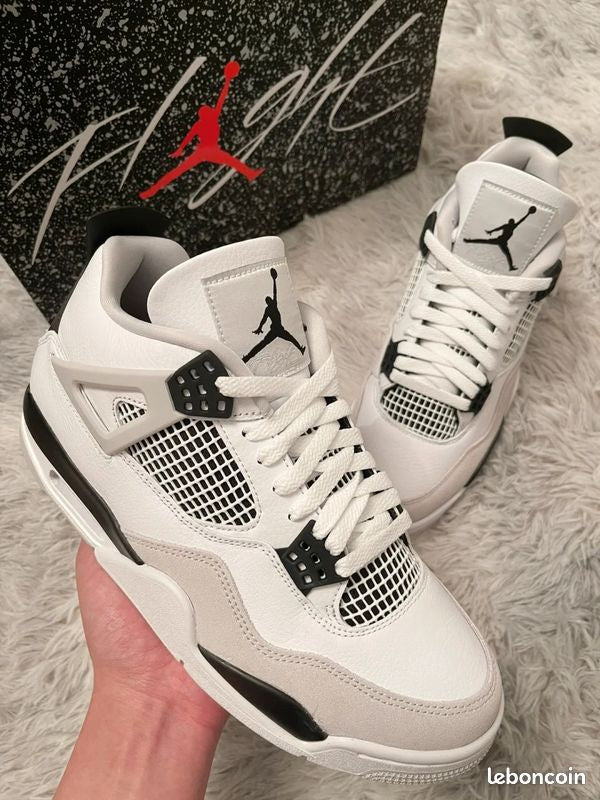 Jordan 4