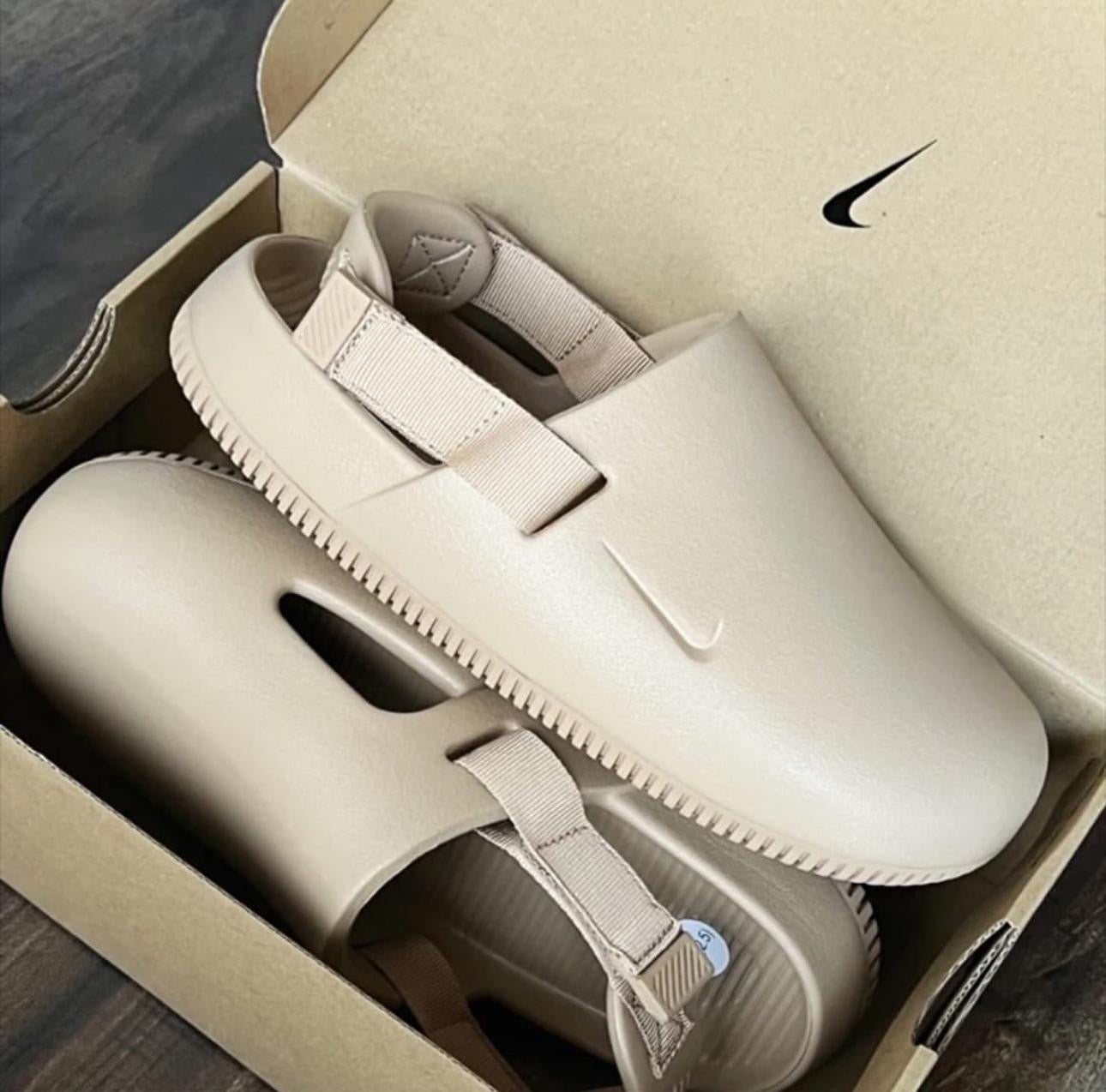 Nike Calm Mule