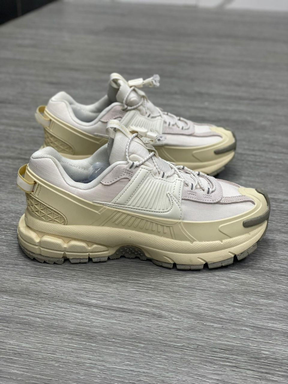Nike Vomero 5