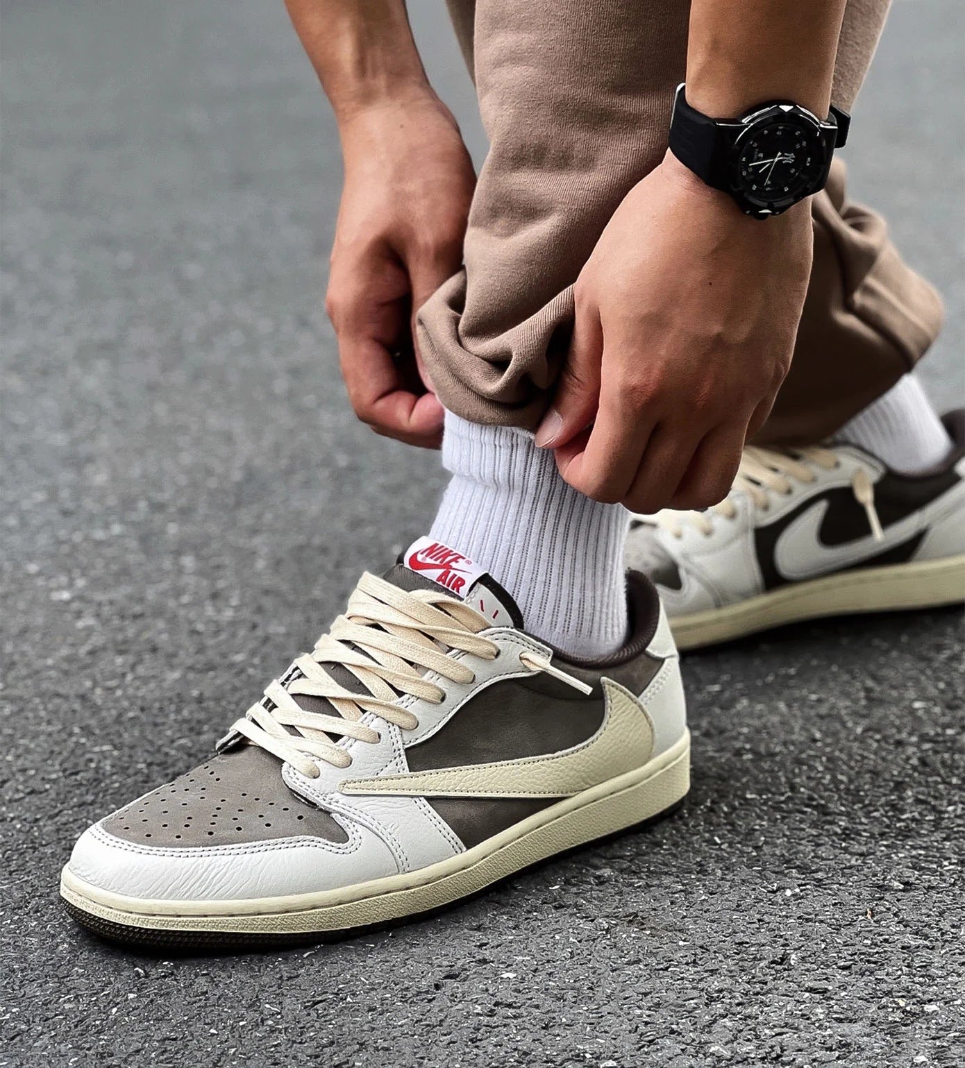 Nike Air Jordan 1 Low x Travis Scott “Reverse Mocha”